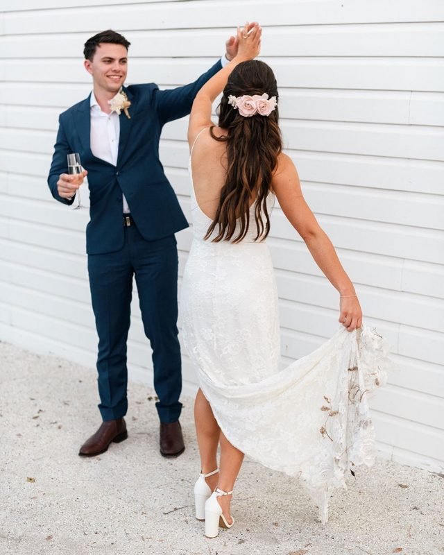 Just beautiful! 
Ash + Lewis✨

Hairstyling | waves created using @h2dhaircare @nakhair @kykhaircare 

Venue @ancoraweddings 
Photographer @danielchaferphotography 
Videographer @sunnydayfilms 
Celebrant @marriedbytash 
Florals @coastalweddingflowers 
Dress @grace_loves_lace 
Hair and Makeup @tinakristenweddings 

#hairstyles #hairstyling #hairstylist #hairstylistgoldcoast #tweedcoastweddings #h2dhaircare #nakhair #kykhair #curlinghairwand #curlwand #bride #bridehairstyle #ancoraweddings #valleyestate #bridetribe #ancoraweddings #nakhaircare #weddings #tweedcoastmakeup #tweedcoasthairstyling